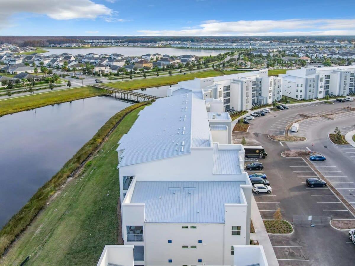 Gorgeous 2Br Lakeview Condo With Waterpark Кіссіммі Екстер'єр фото