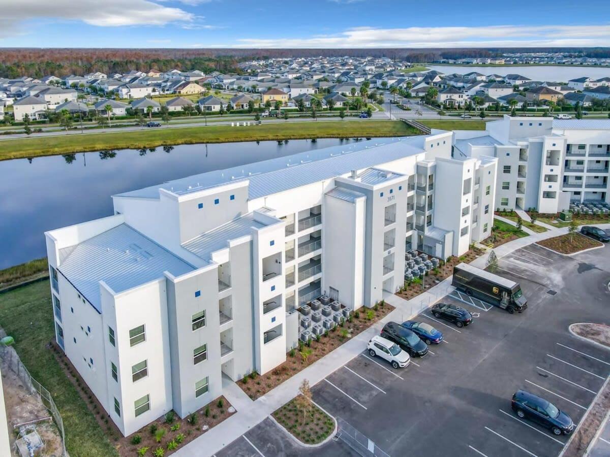Gorgeous 2Br Lakeview Condo With Waterpark Кіссіммі Екстер'єр фото